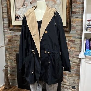 EUC Saks Fifth Avenue Black and Gold Tone Light Jacket